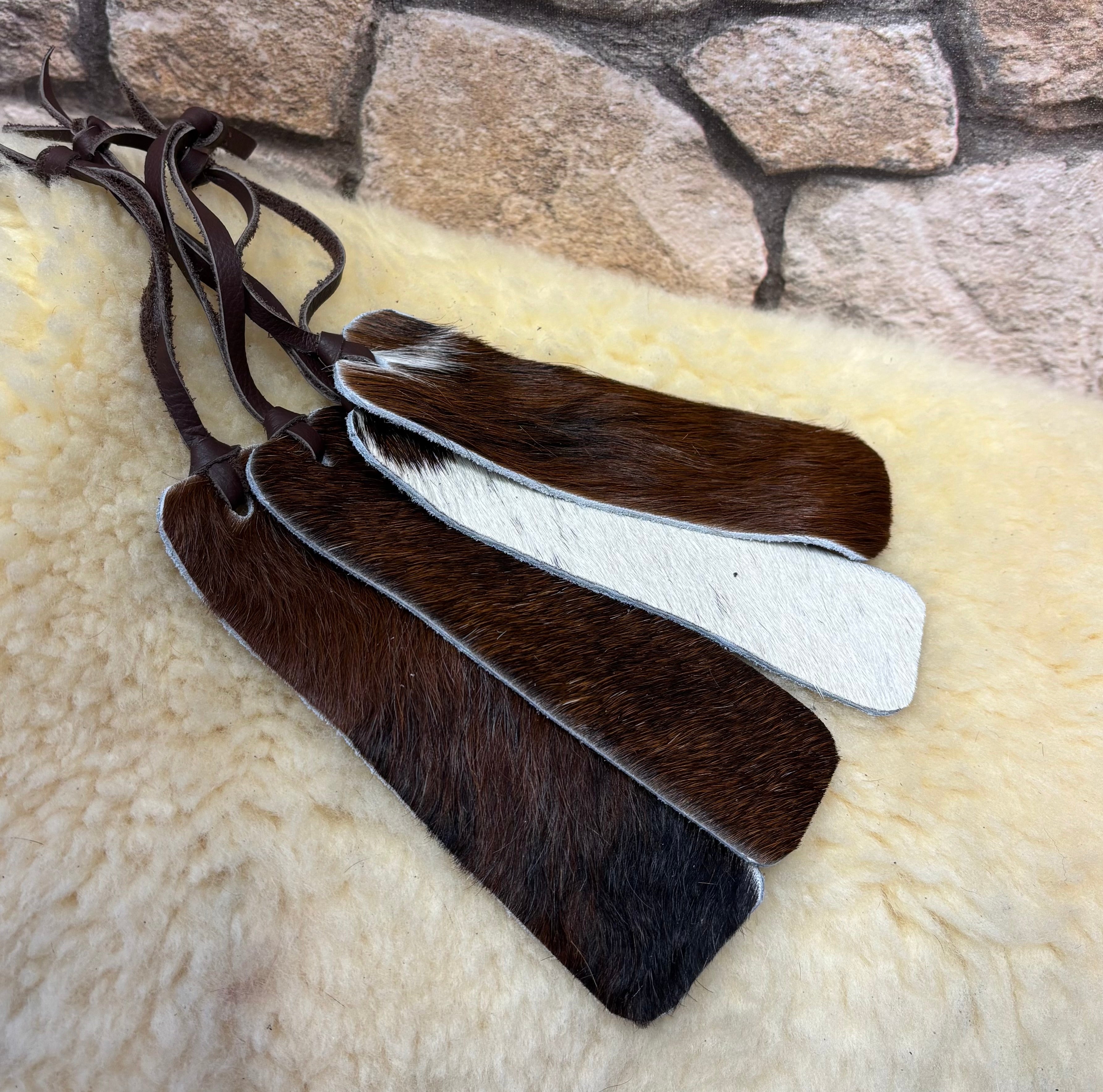 Lesezeichen aus Kuhfell